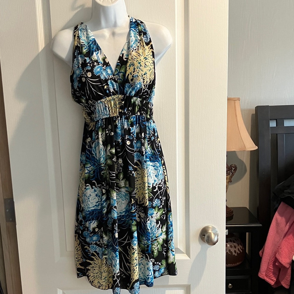 Chic Backless Floral Dress - Blue and Black